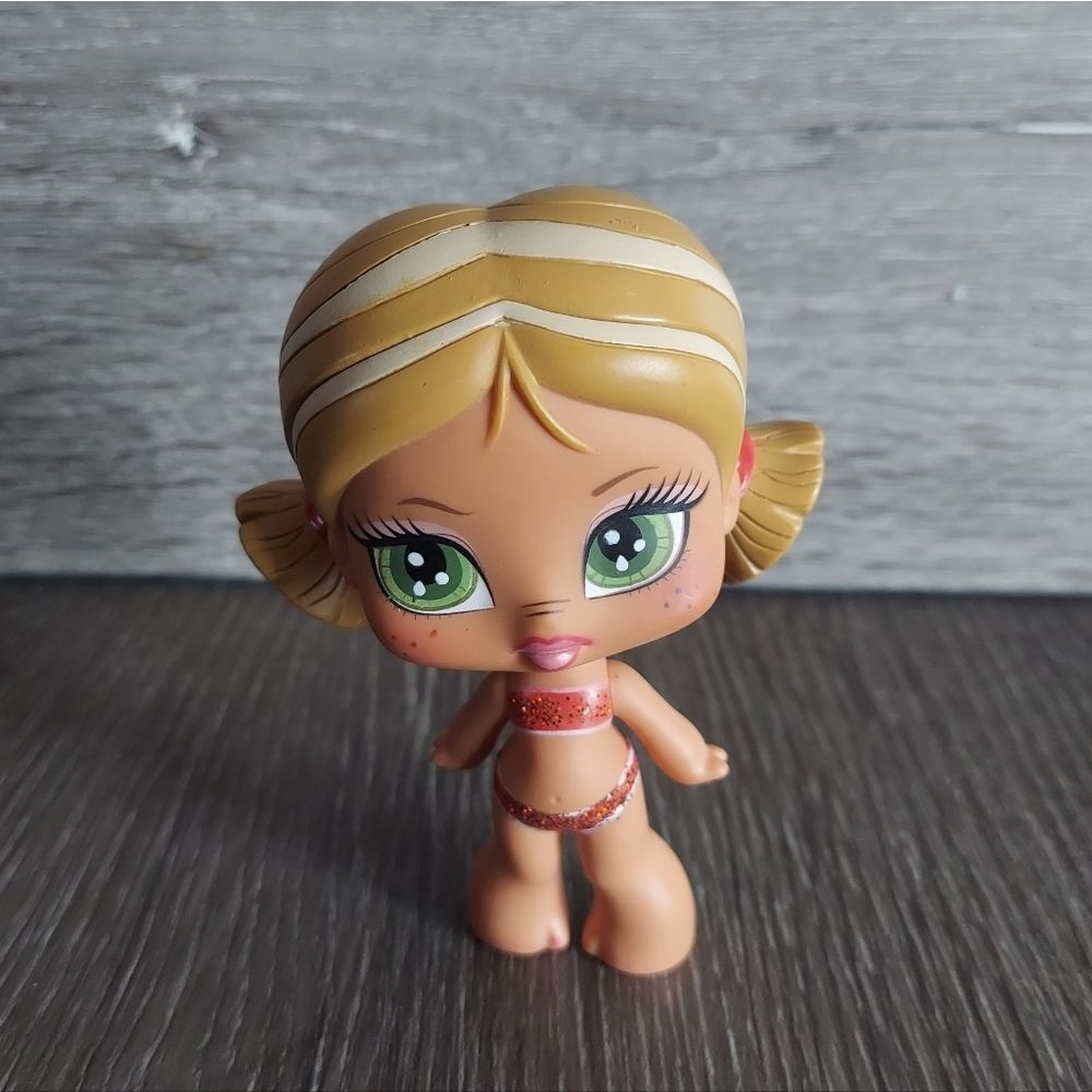 Bratz Babyz Milk Carton Fianna 5" Doll Blond Pigtails Hair Green Eyes Freckles